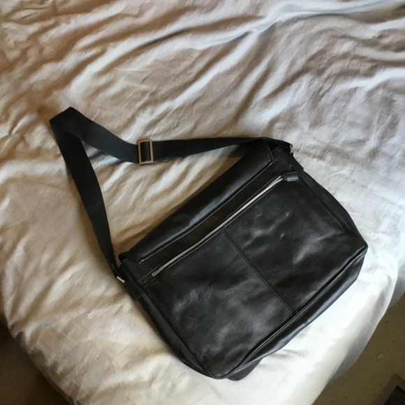 PLeather Flip open Laptop Briefcase Shoulder Bag Black Messenger Carry - Picture 3 of 6